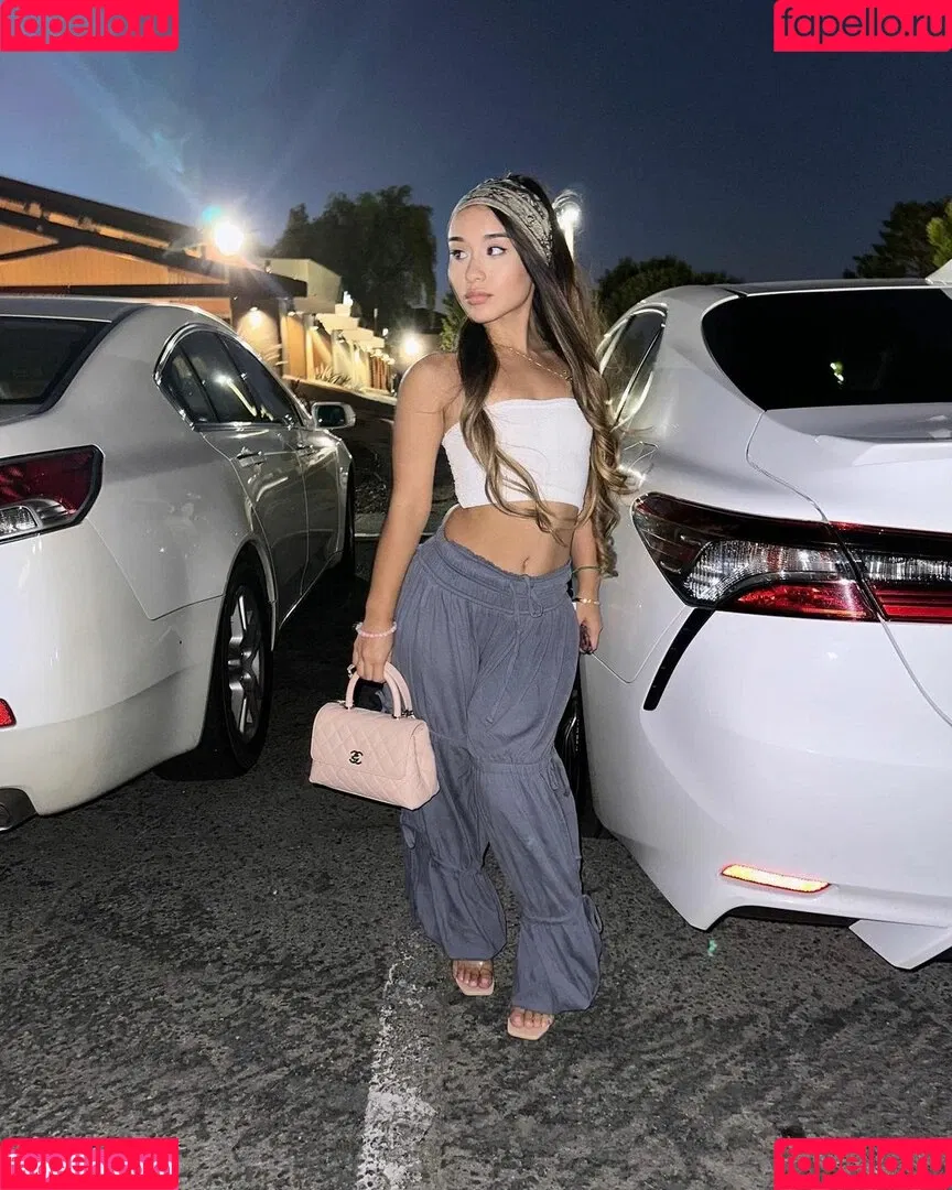 Alahnaly Onlyfans Photo Gallery 