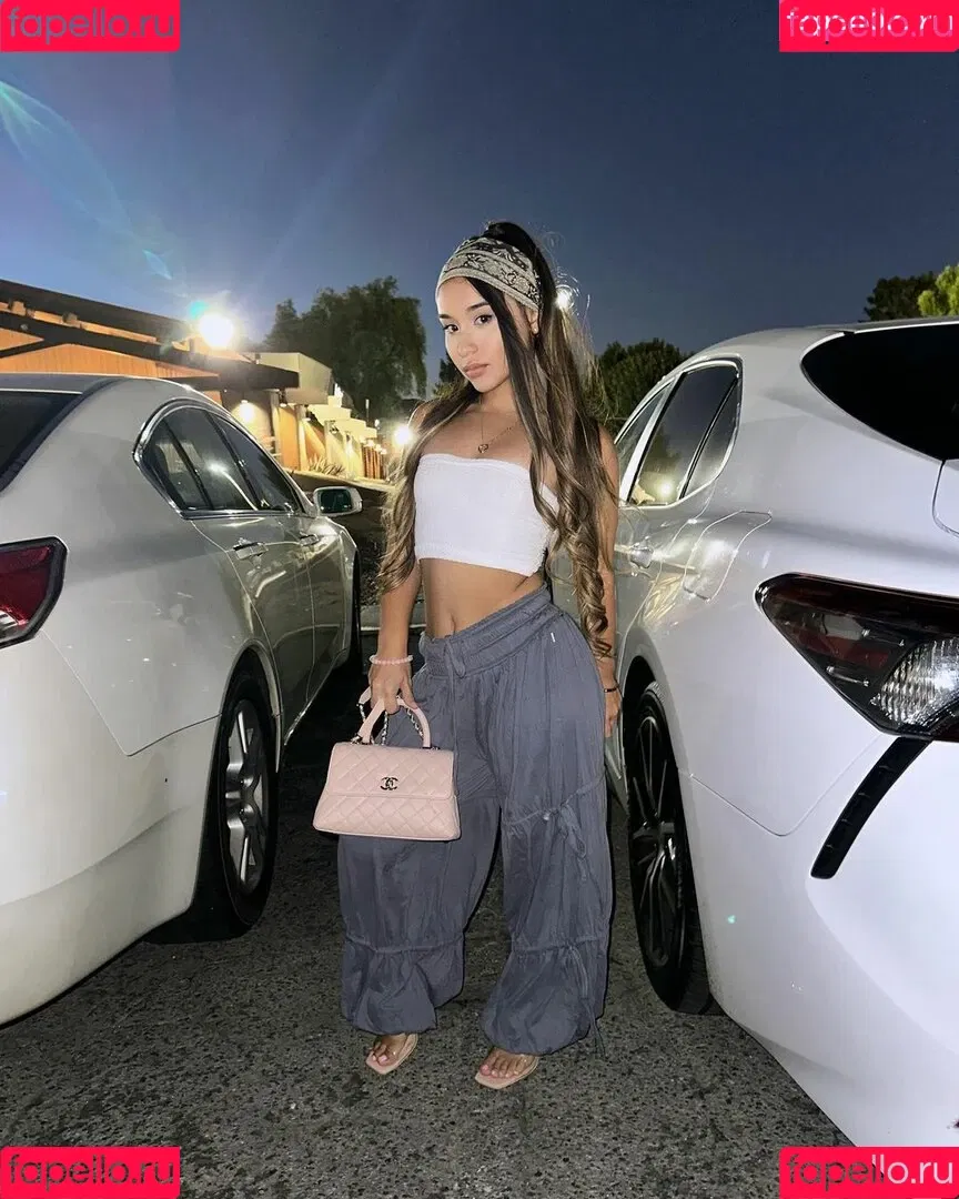 Alahnaly Onlyfans Photo Gallery 