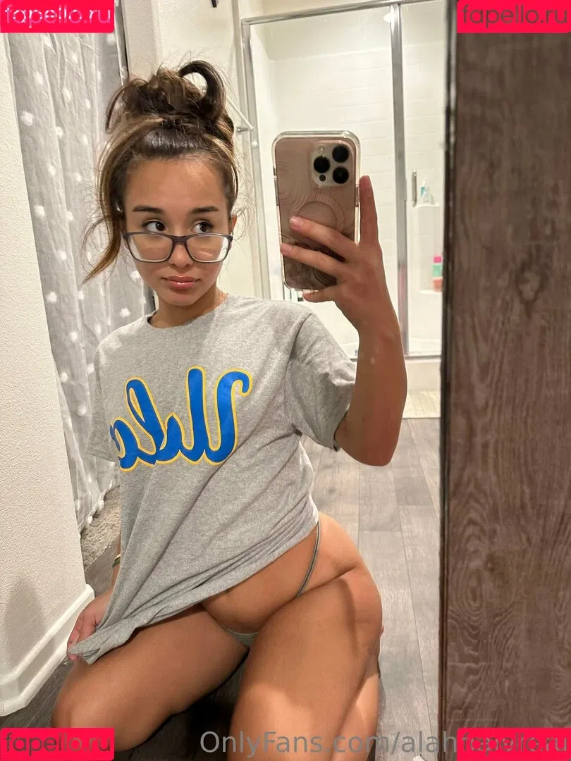 Alahnaly Onlyfans Photo Gallery 
