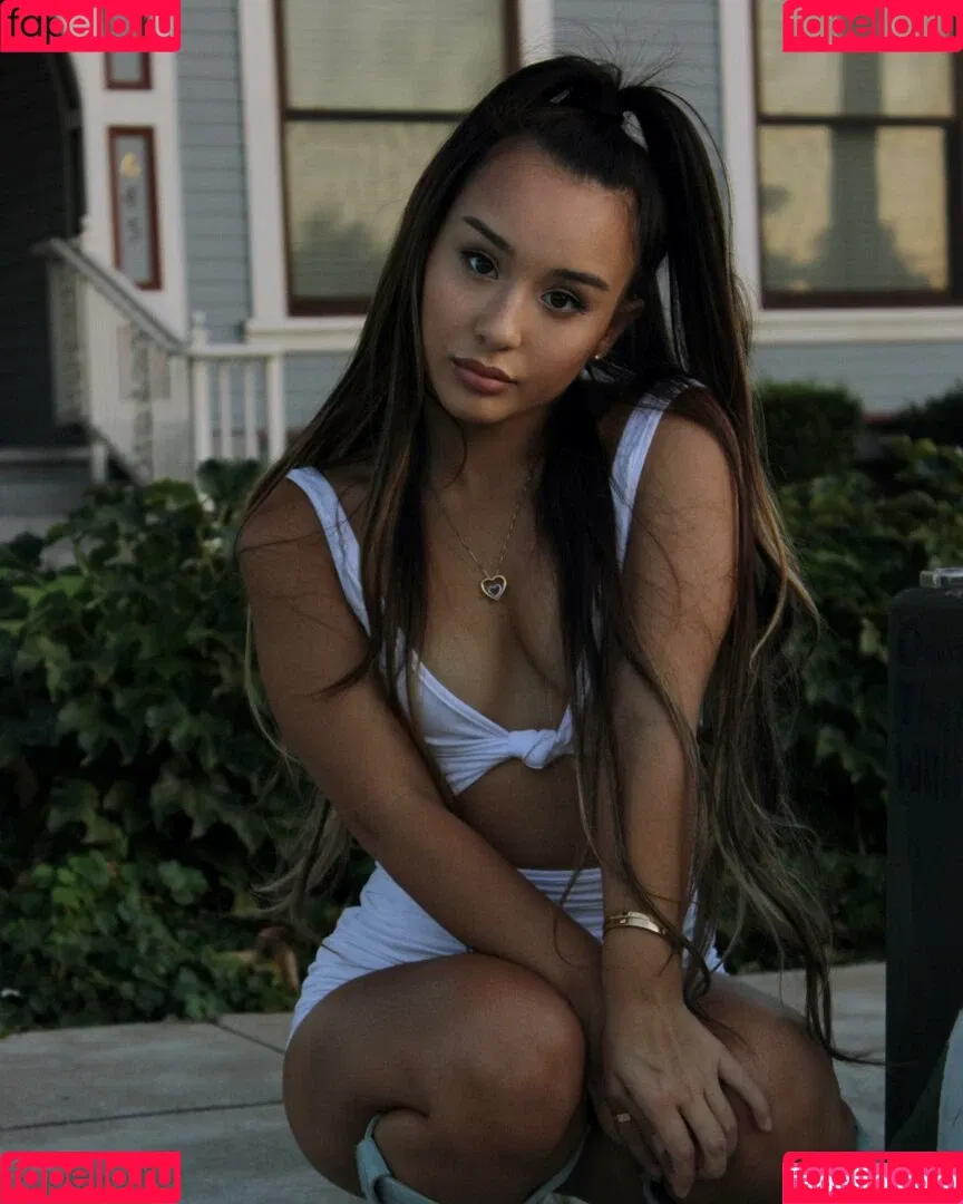 Alahnaly Onlyfans Photo Gallery 