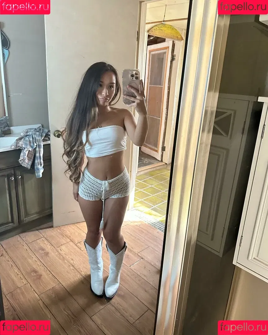Alahnaly Onlyfans Photo Gallery 