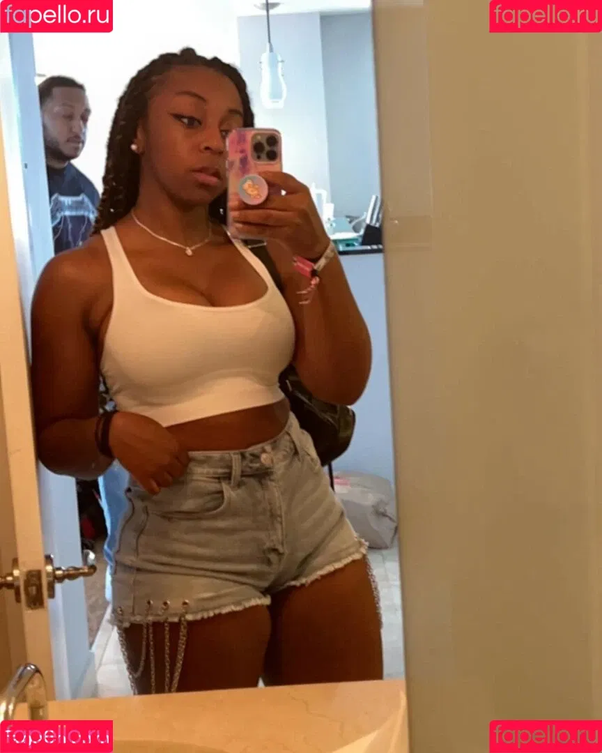 JazzyGuns Onlyfans Photo Gallery 