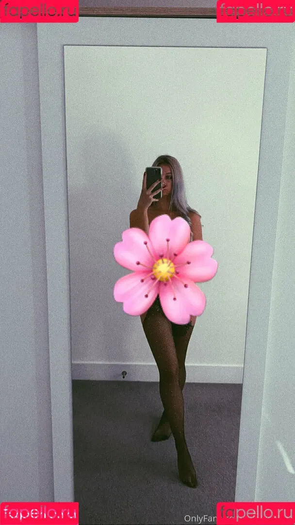sxphieefree Onlyfans Photo Gallery 