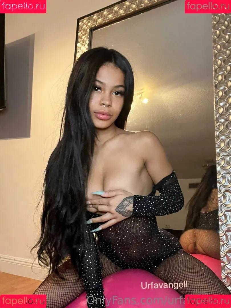 urfavangell Onlyfans Photo Gallery 