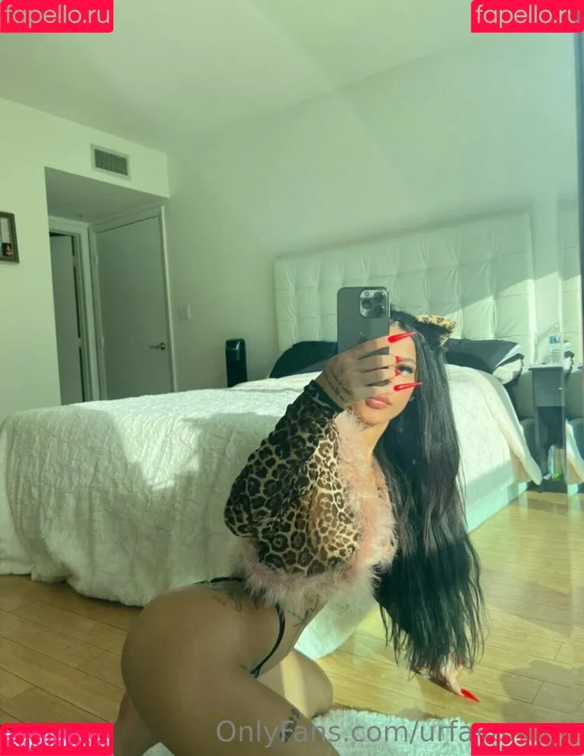 urfavangell Onlyfans Photo Gallery 