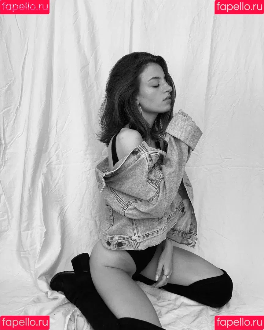 Noga Etkin Onlyfans Photo Gallery 