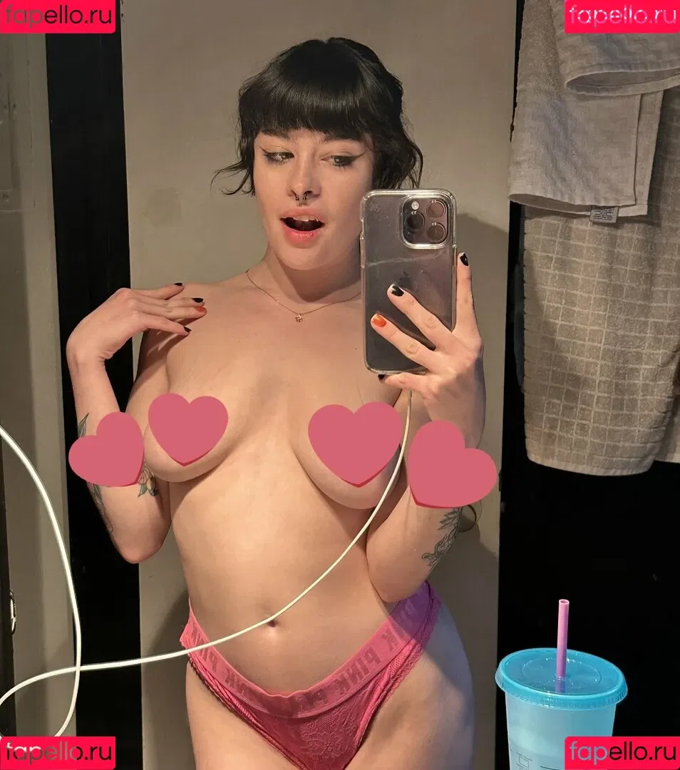 Strawberry_bb Onlyfans Photo Gallery 
