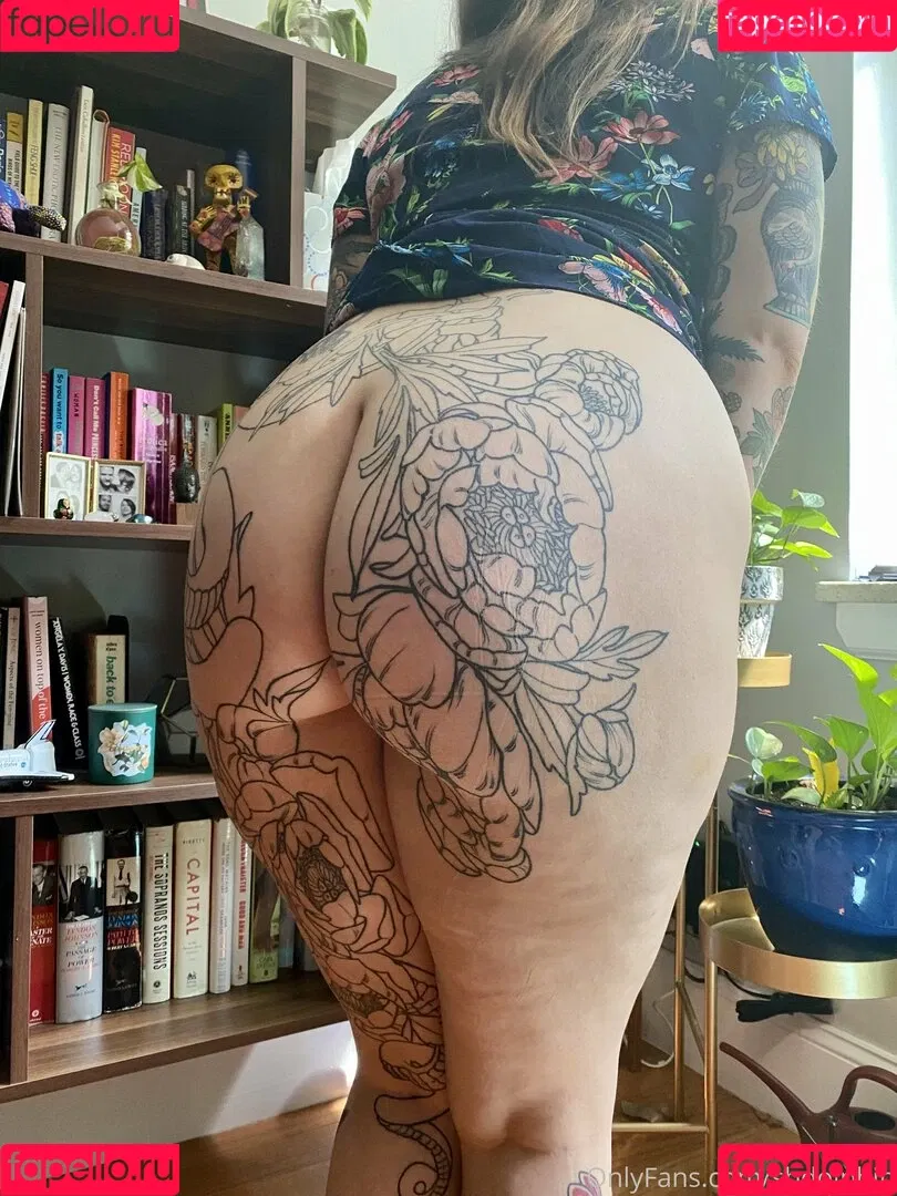 sbdolphin Onlyfans Photo Gallery 