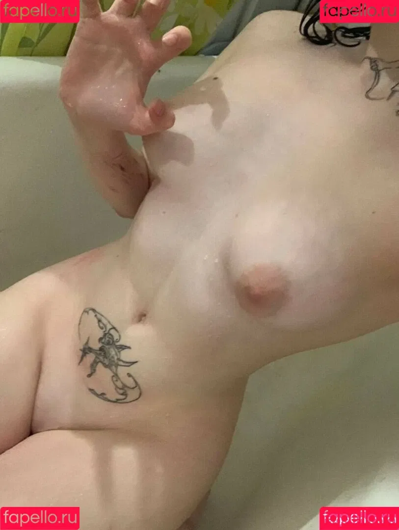 sqwrtick Onlyfans Photo Gallery 