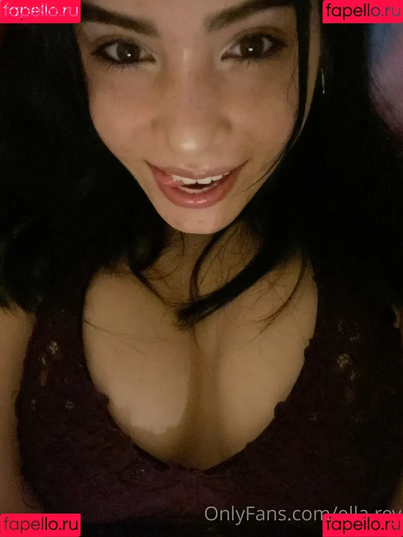 ella.rey Onlyfans Photo Gallery 