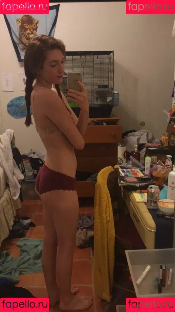docilemoth Onlyfans Photo Gallery 