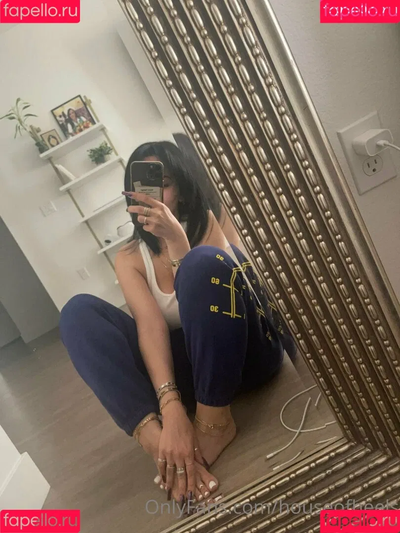 FeetByJo Onlyfans Photo Gallery 
