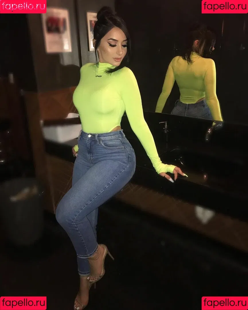 FeetByJo Onlyfans Photo Gallery 