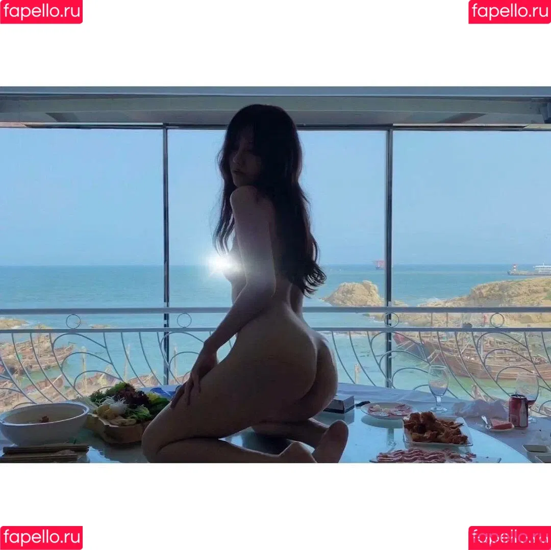 _azhua Onlyfans Photo Gallery 