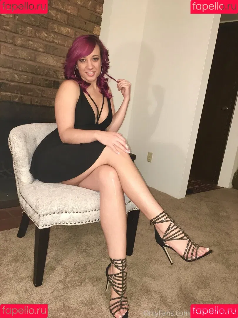 Eyecandytoes Onlyfans Photo Gallery 