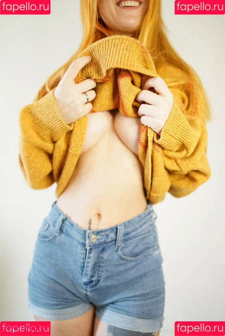 cursed_ellie Onlyfans Photo Gallery 