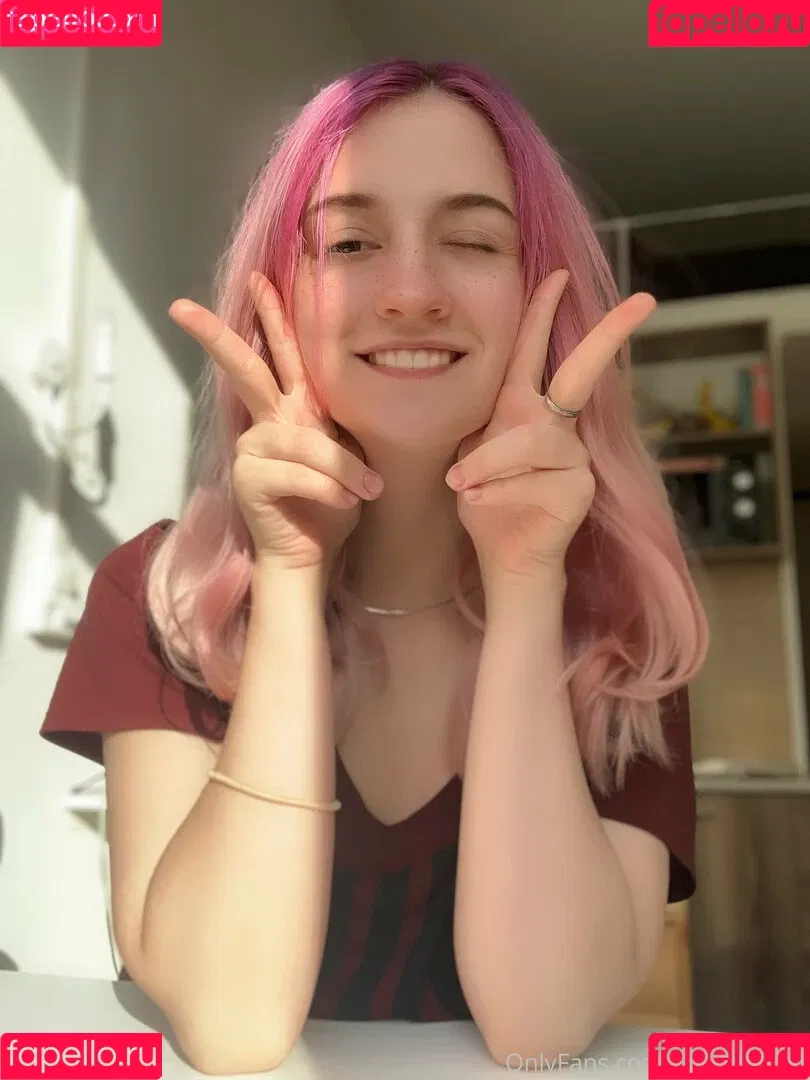 cursed_ellie Onlyfans Photo Gallery 