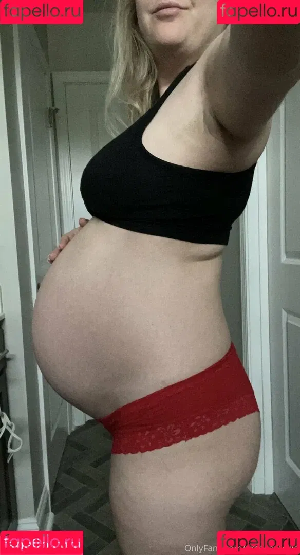 hotmomevie Onlyfans Photo Gallery 