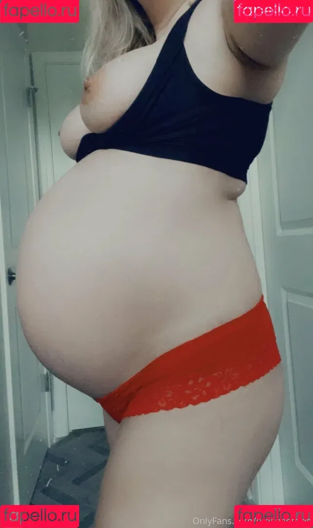 hotmomevie Onlyfans Photo Gallery 