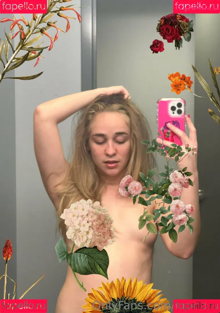eroharu Onlyfans Photo Gallery 