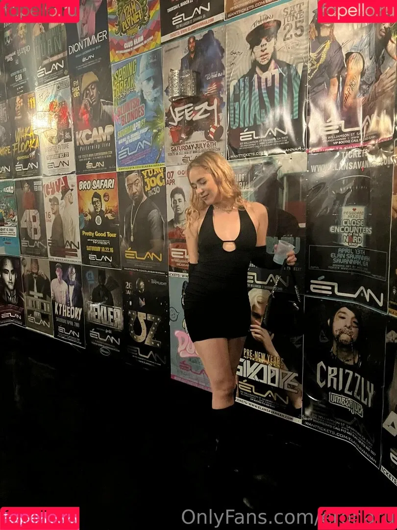 eroharu Onlyfans Photo Gallery 