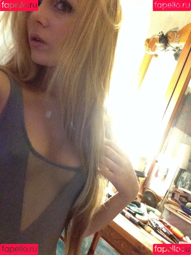 Elyse Summer Onlyfans Photo Gallery 