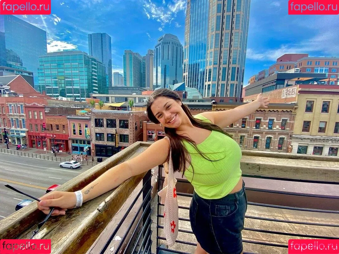 Valerie Onlyfans Photo Gallery 