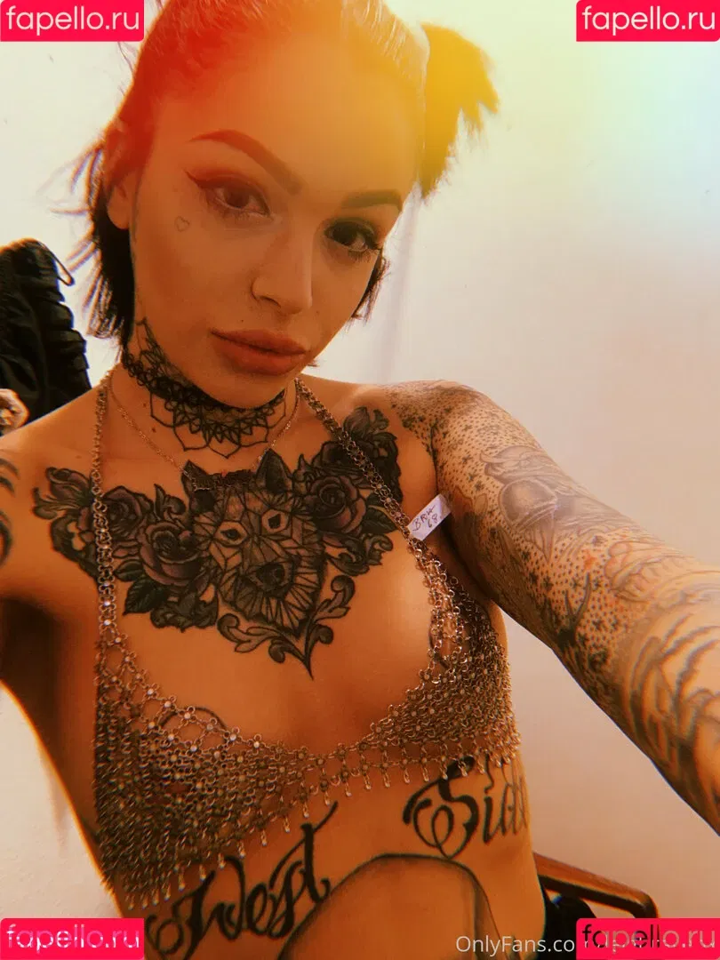 leighravenx Onlyfans Photo Gallery 