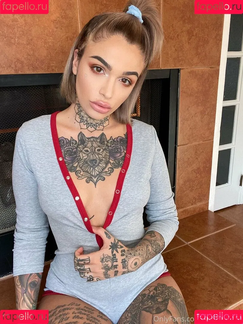 leighravenx Onlyfans Photo Gallery 