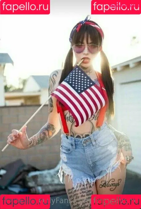 leighravenx Onlyfans Photo Gallery 