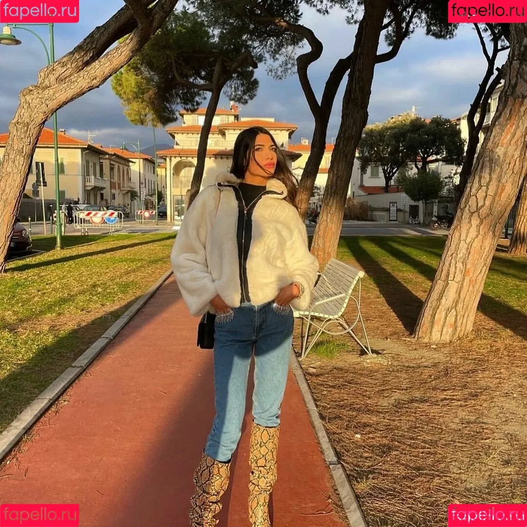 Valentina Venturi Onlyfans Photo Gallery 