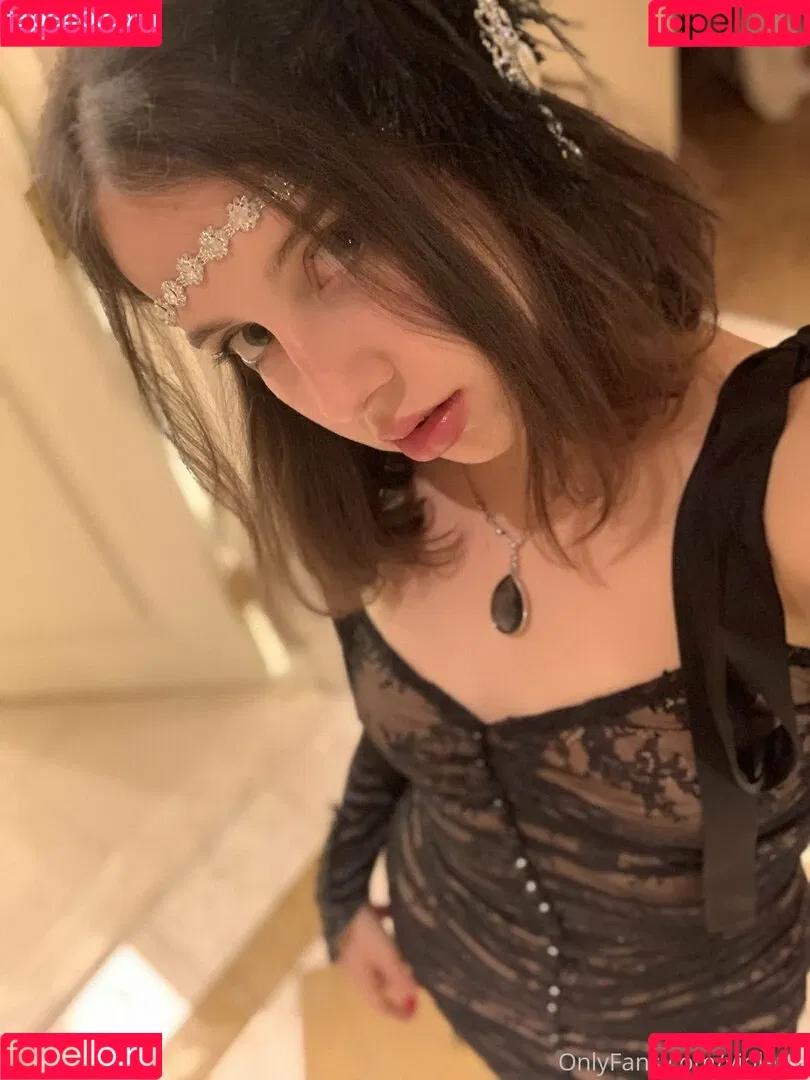 Violette Onlyfans Photo Gallery 