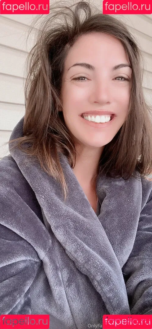 iamnotyoursub Onlyfans Photo Gallery 