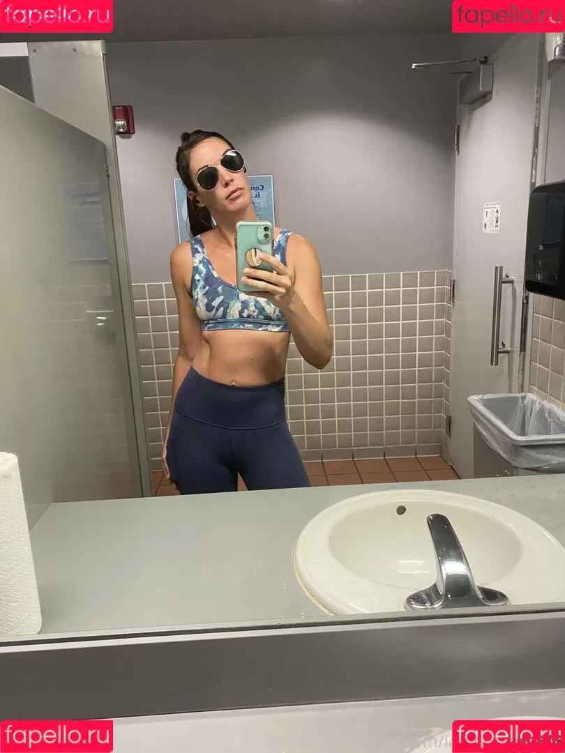 iamnotyoursub Onlyfans Photo Gallery 