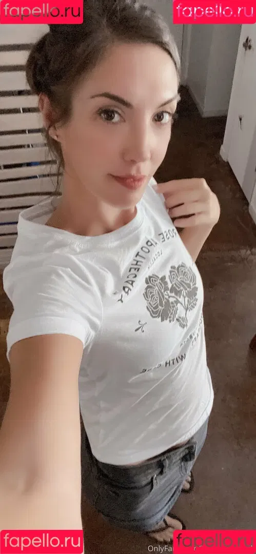 iamnotyoursub Onlyfans Photo Gallery 