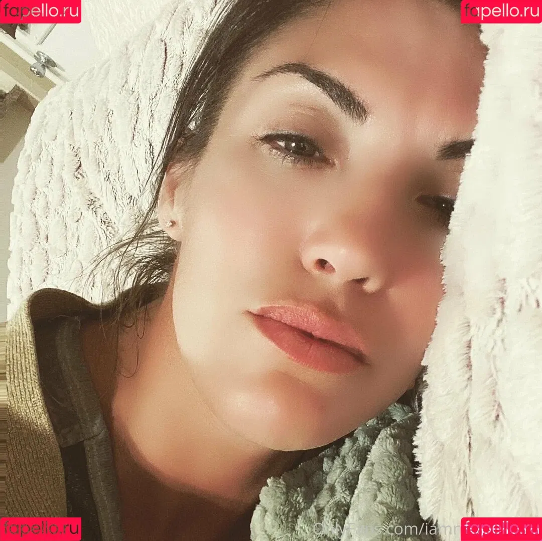 iamnotyoursub Onlyfans Photo Gallery 