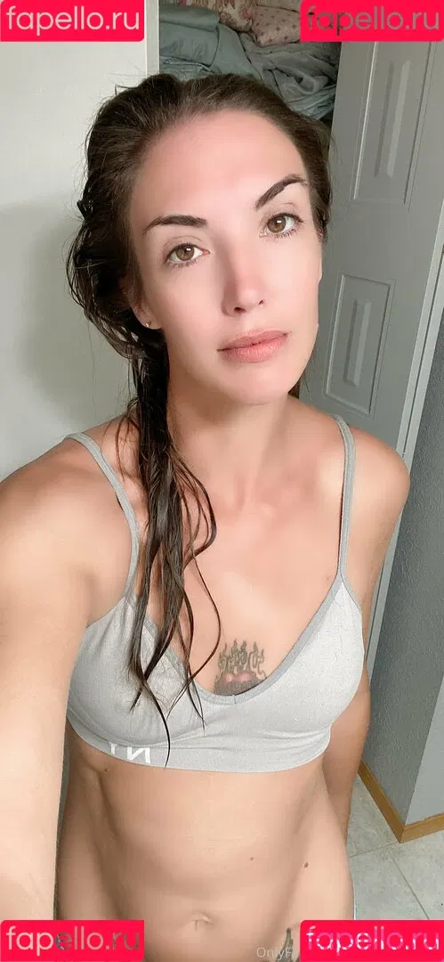 iamnotyoursub Onlyfans Photo Gallery 