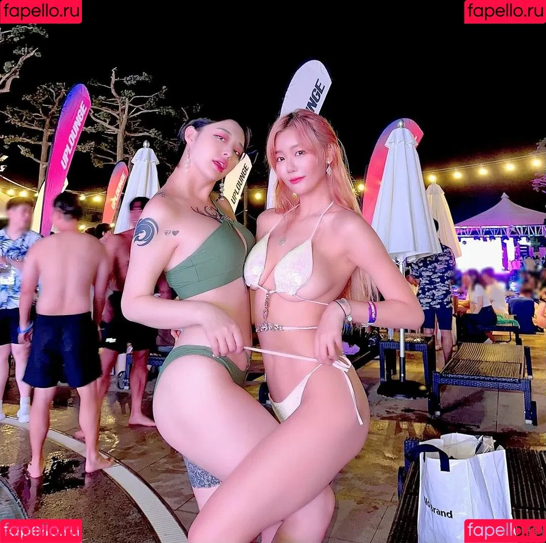 Berry Onlyfans Photo Gallery 
