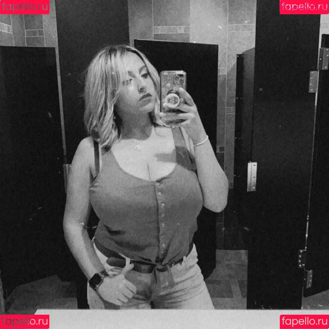 Alexis Onlyfans Photo Gallery 