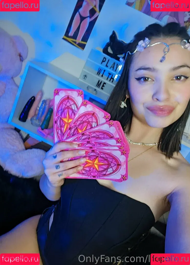 littleluxy Onlyfans Photo Gallery 