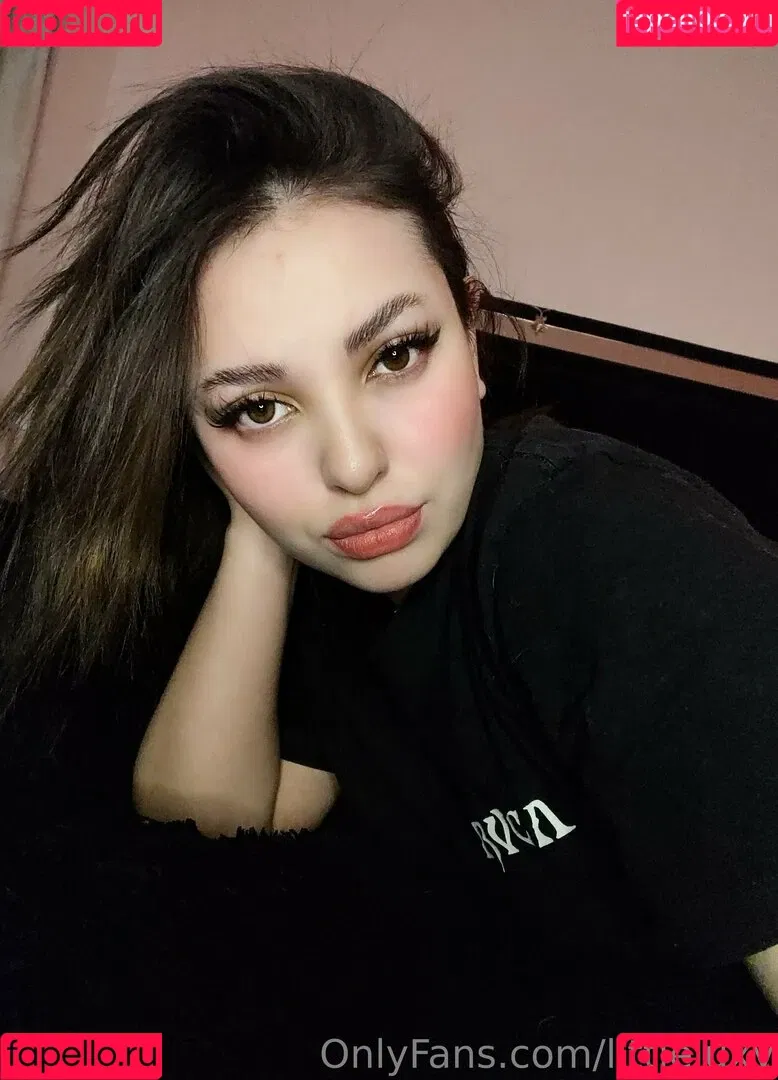 littleluxy Onlyfans Photo Gallery 