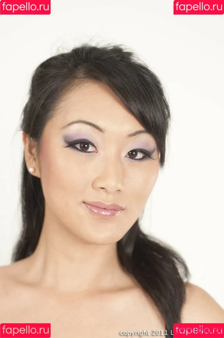 Evelyn Lin Onlyfans Photo Gallery 
