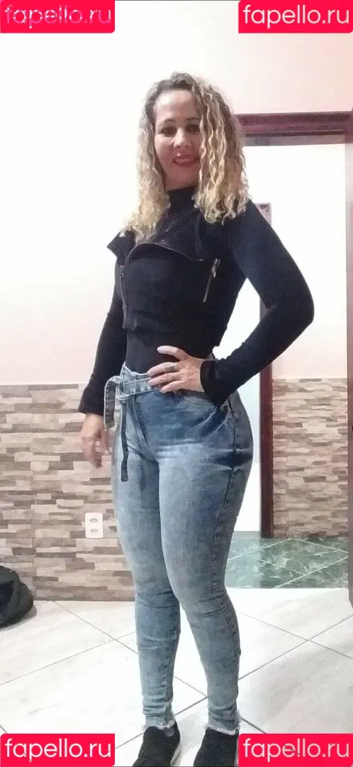 Soninha Coroa Onlyfans Photo Gallery 