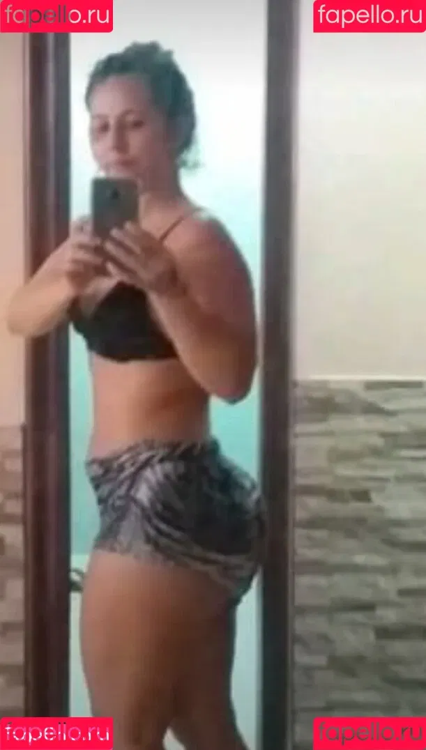 Soninha Coroa Onlyfans Photo Gallery 