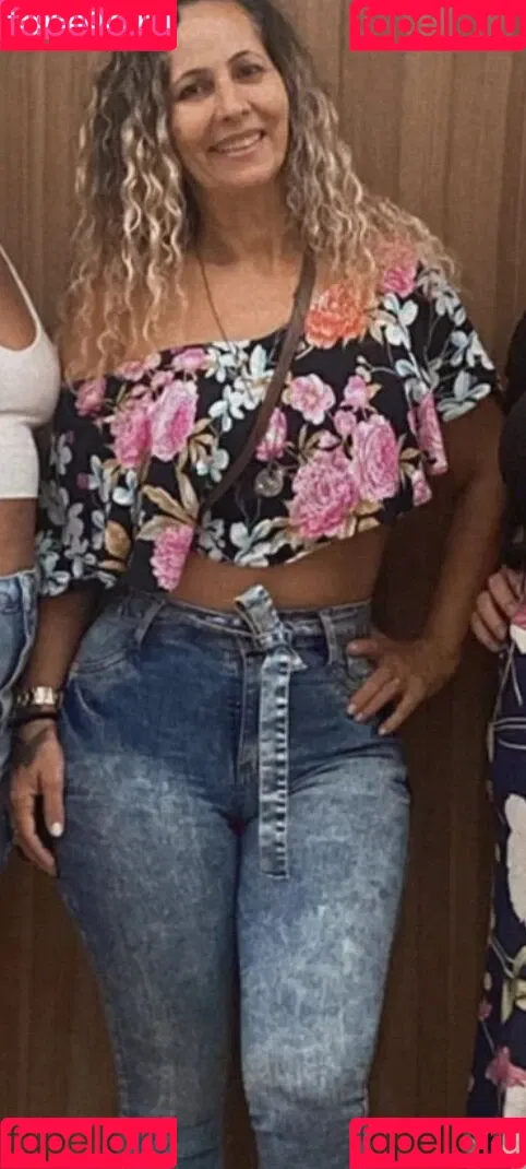 Soninha Coroa Onlyfans Photo Gallery 
