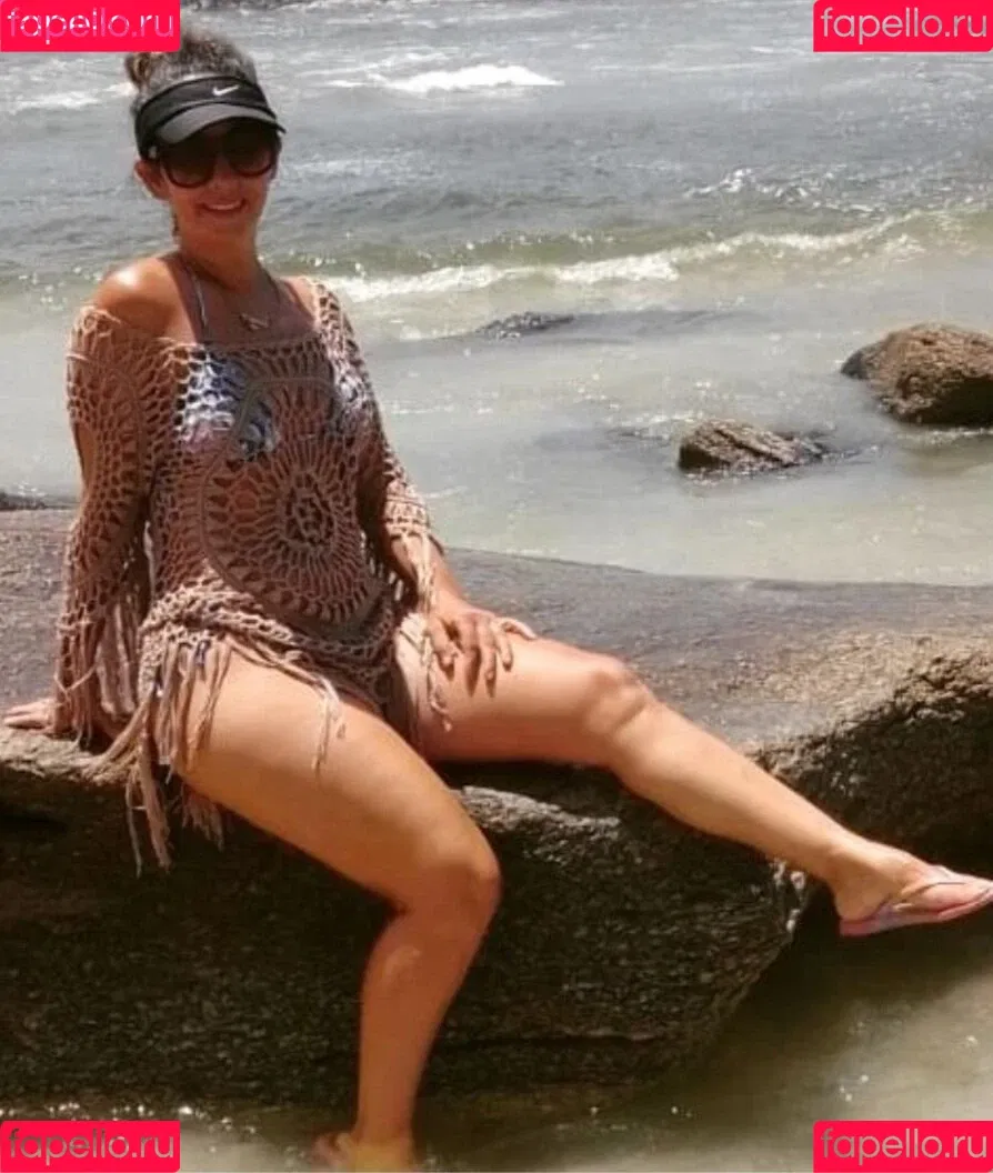 Soninha Coroa Onlyfans Photo Gallery 