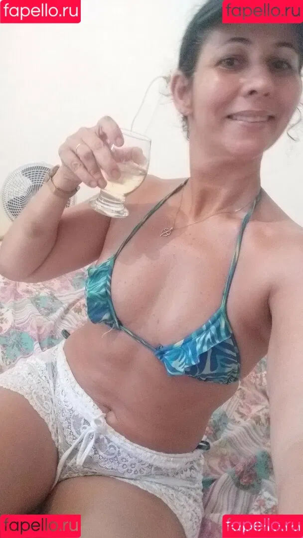 Soninha Coroa Onlyfans Photo Gallery 