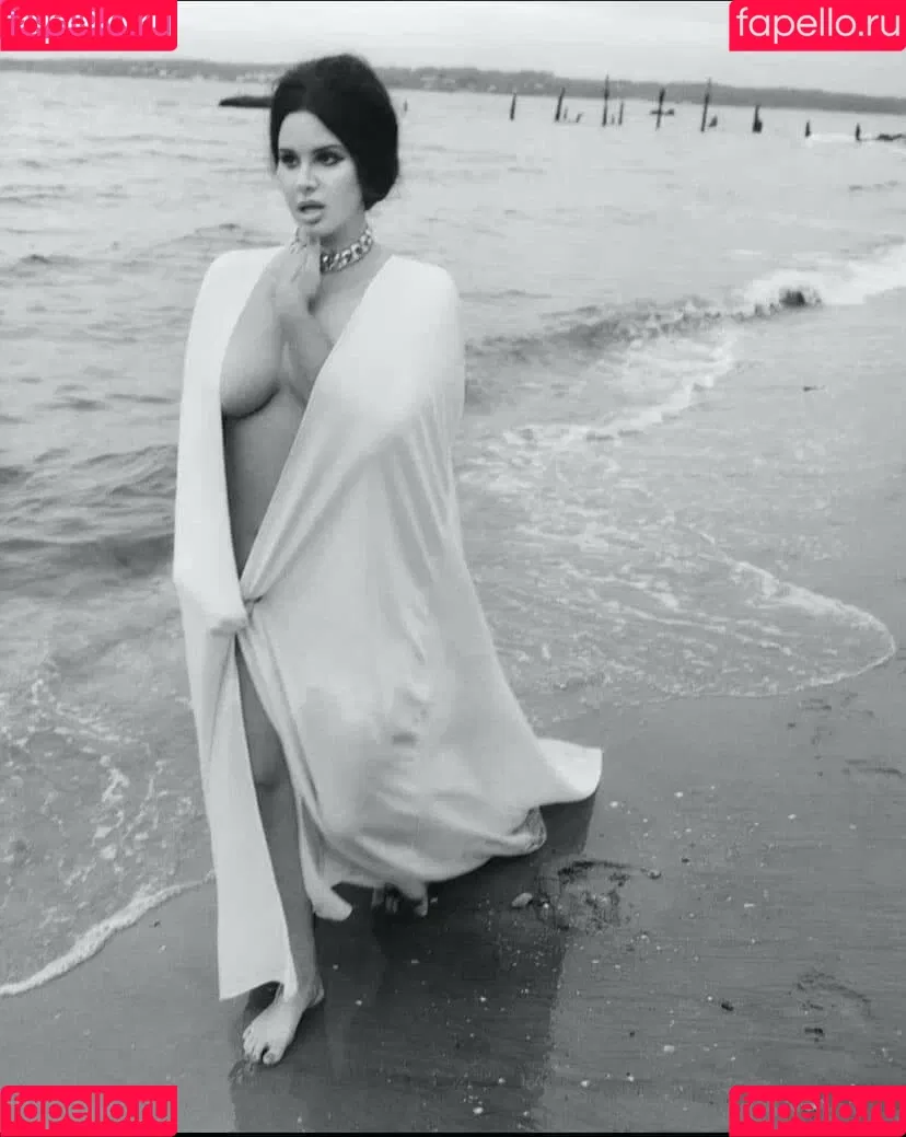 Lana Del Rey Onlyfans Photo Gallery 