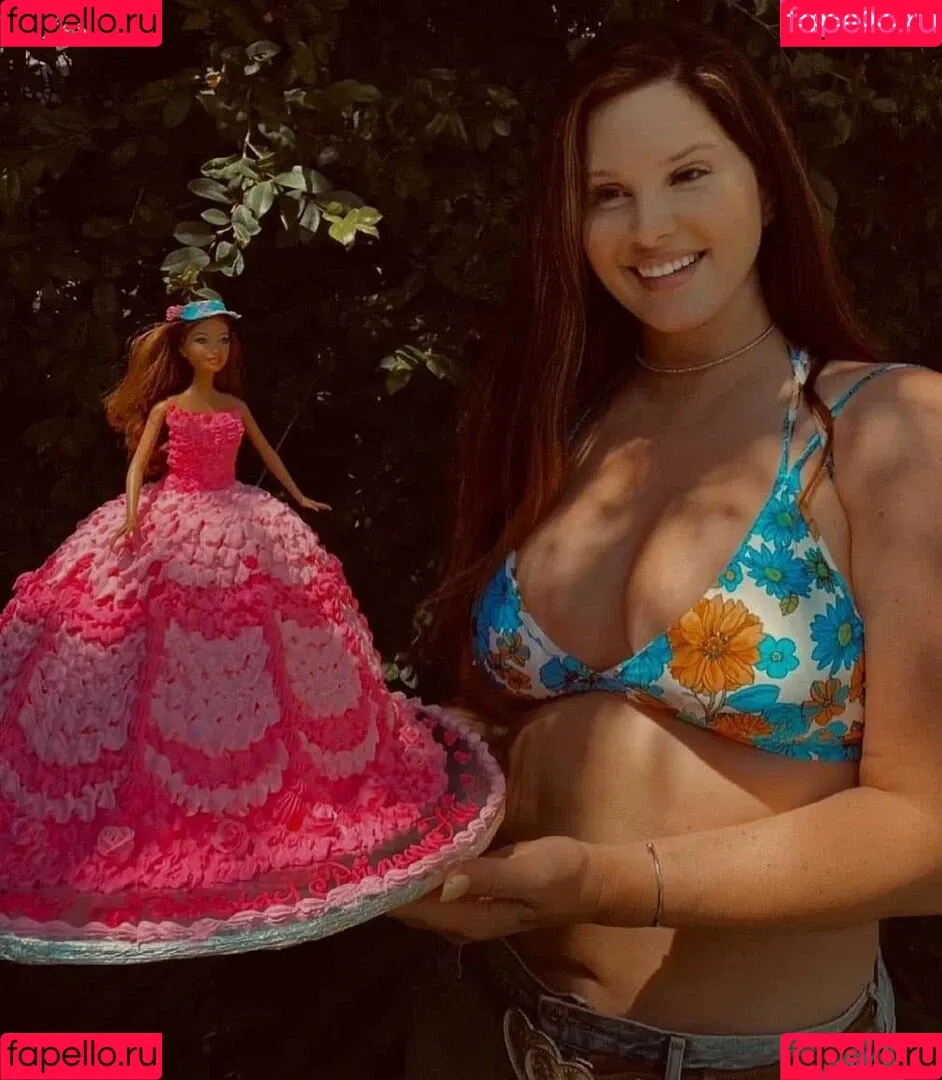 Lana Del Rey Onlyfans Photo Gallery 