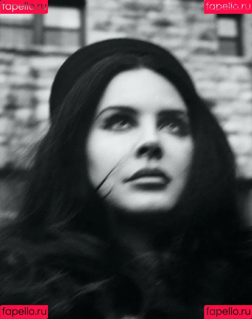 Lana Del Rey Onlyfans Photo Gallery 